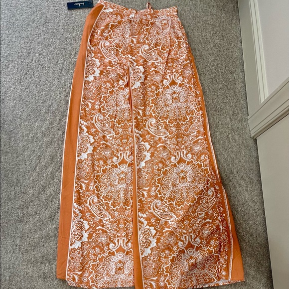 Lulu’s Nora Orange and White print Wide Leg Pants w pockets Size XS 🔥 Comfy - Picture 6 of 8